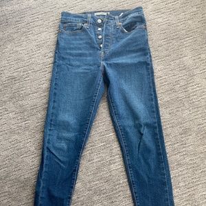 Levi’s wedgie fit skinny jeans